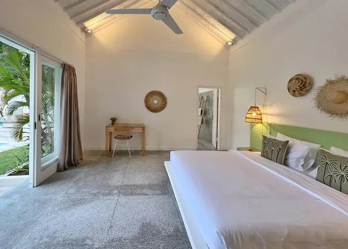 Villa Fully Renovated 3br In - Oberoi *
