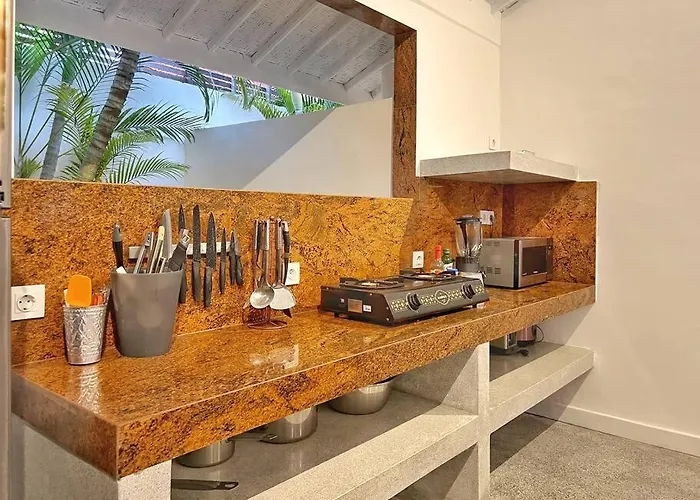Fully Renovated 3br In - Oberoi * Seminyak