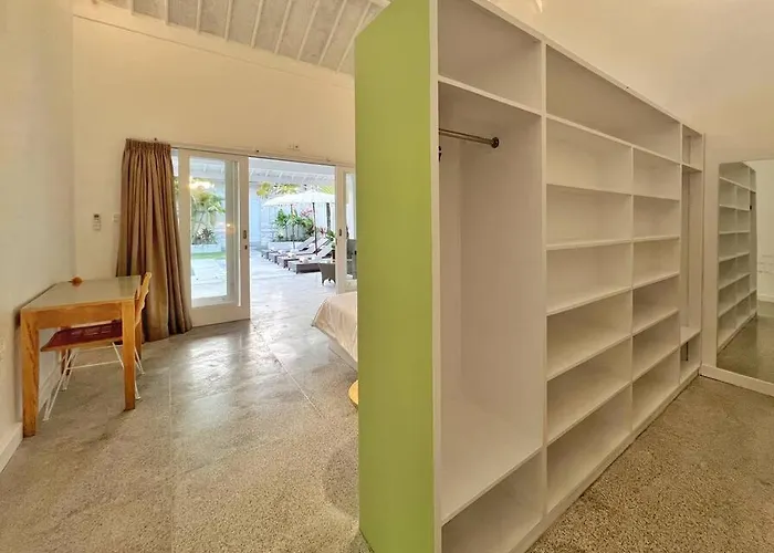 Fully Renovated 3br In - Oberoi * Seminyak