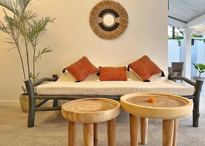 Fully Renovated 3br In - Oberoi * Seminyak