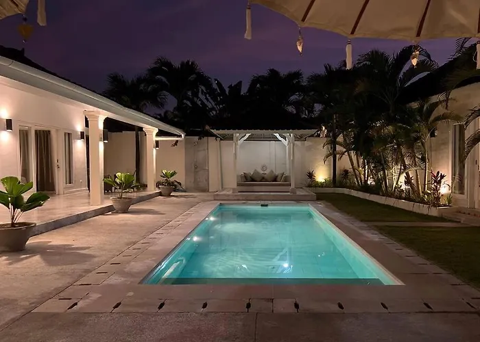 Fully Renovated 3br In - Oberoi *