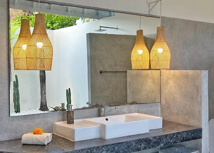 Fully Renovated 3br In - Oberoi Villa *