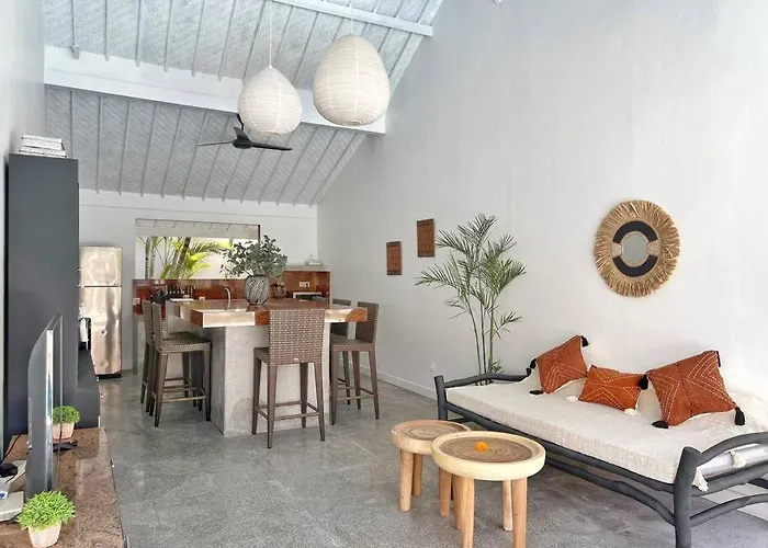 Fully Renovated 3br In - Oberoi Seminyak