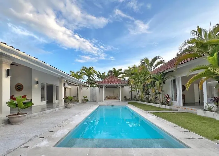 Fully Renovated 3br In - Oberoi Villa Seminyak